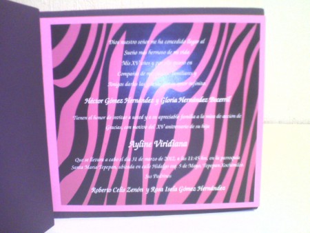 Sirve como Agenda, incluye grabado y boletos